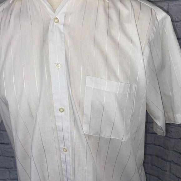 VanHeusen 417 authentic shirtwear short sleeve button down dress shirt neck 17 - Picture 2 of 8